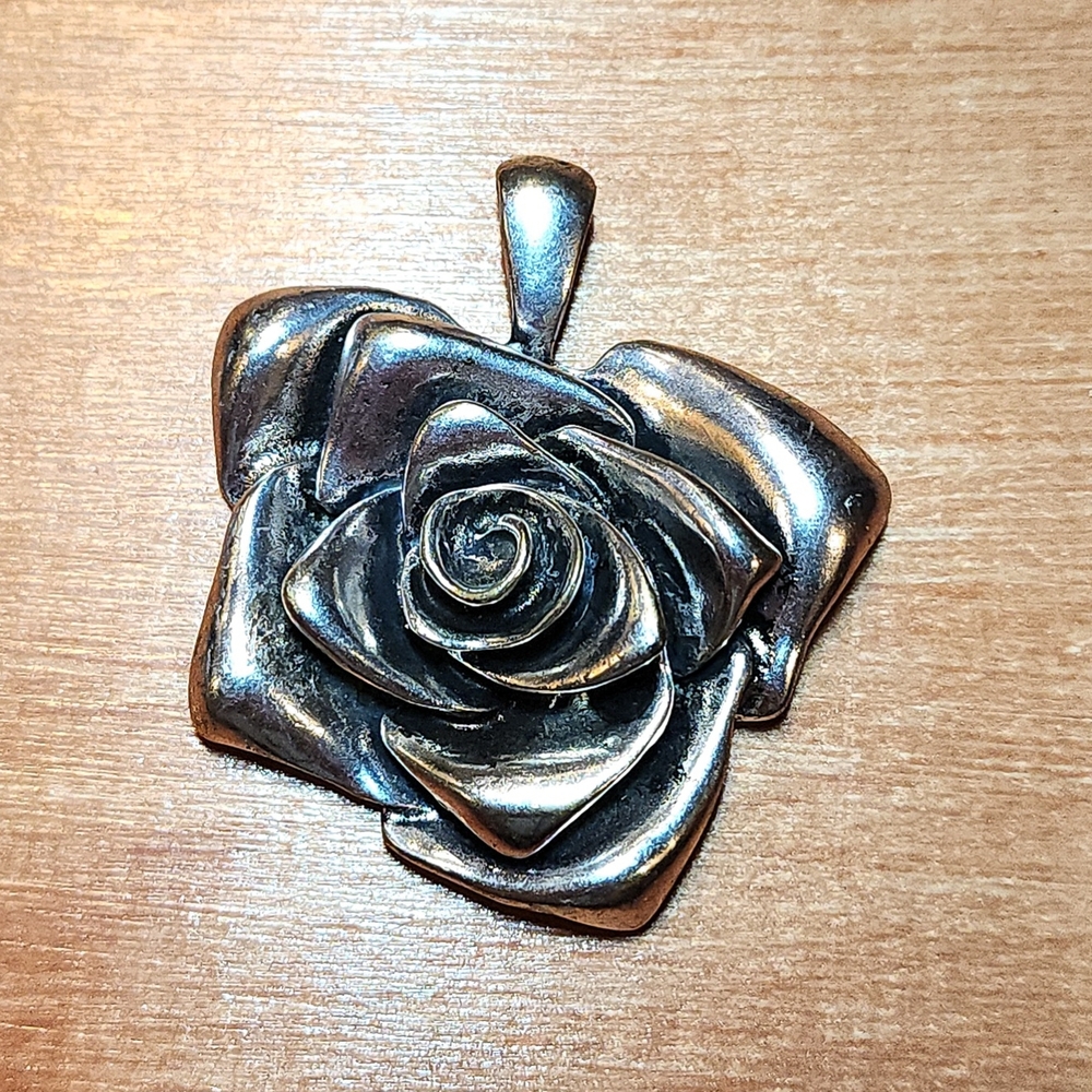 Vintage Silver Rose Necklace Pendant
